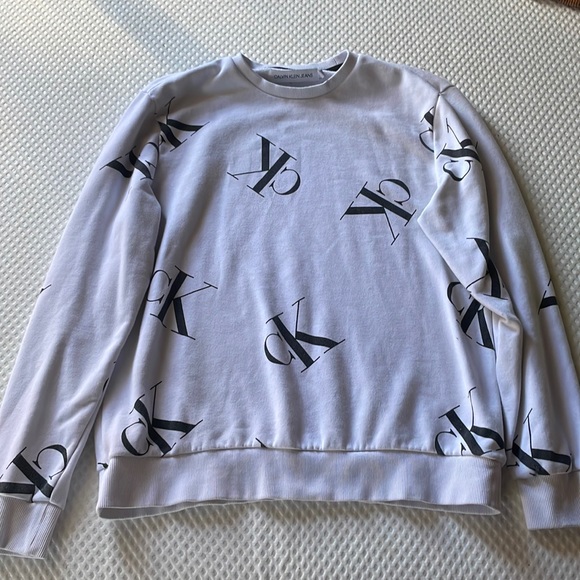 Calvin Klein crewneck, large - Picture 1 of 3